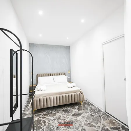 Newhouse Cavour Deluxe Bari