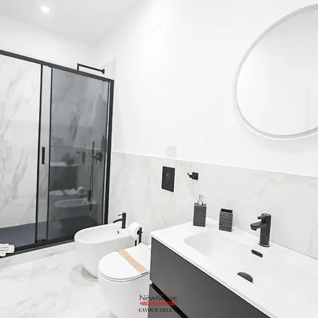 Newhouse Cavour Deluxe Pensión 3*